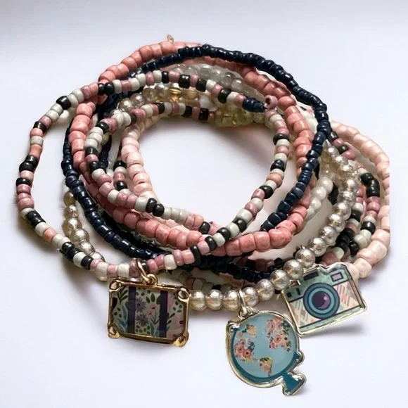 Beaded stretchy charm bracelets travel vacation themed pink blue white floral - Picture 1 of 7
